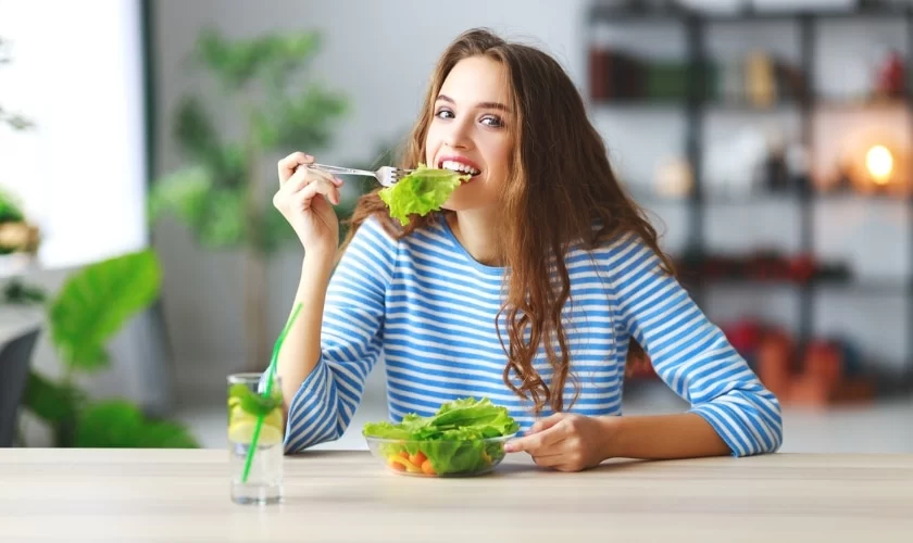 The Best Tooth Health Drinks for a Brighter Smile