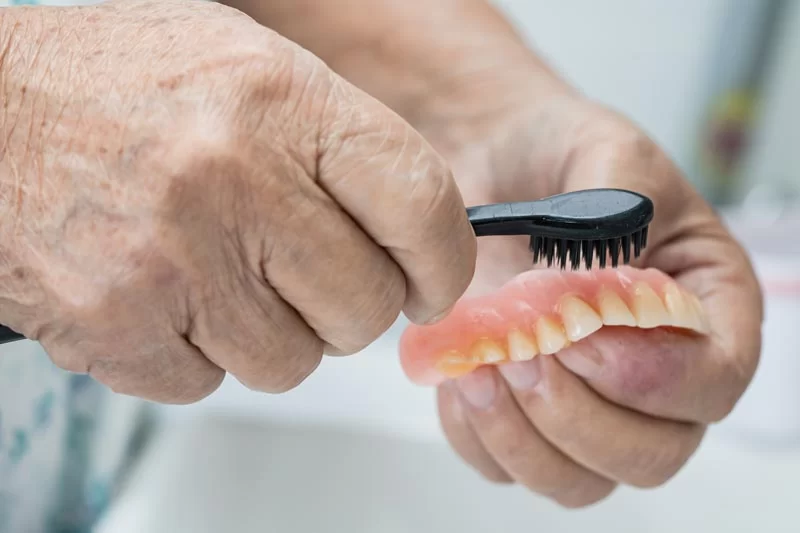 Dental Care Tips for Elderly with Dentures: Essential Tips for Healthy Smiles