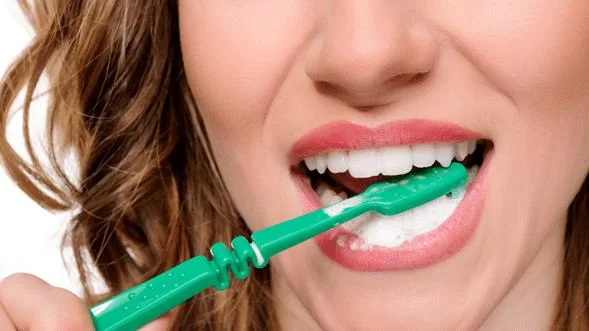 Best Ways to Prevent Plaque Buildup on Teeth: Top Tips for Oral Health
