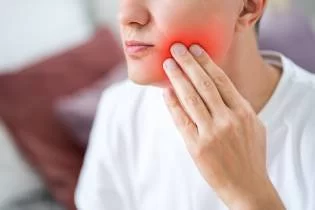 What Causes Toothaches and How to Relieve Them