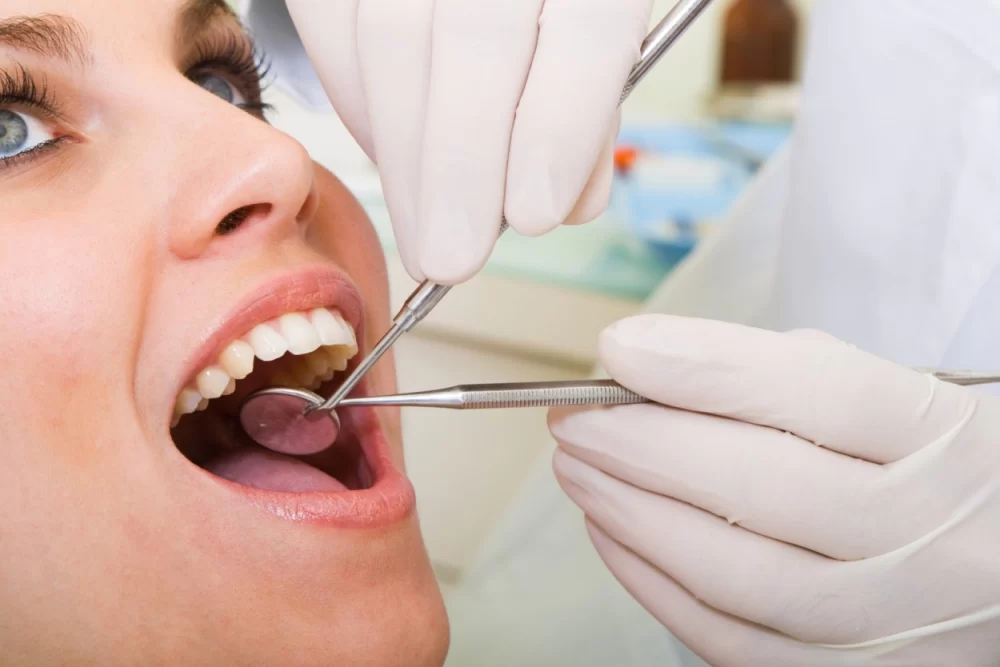 How to Take Care of Your Teeth and Gums in Your 30s: Tips for Maintaining Oral Health