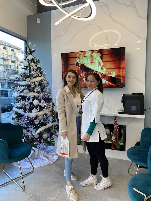 Madison Dental Studio Picture 3
