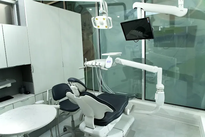 Dentist New Westminster Picture 3