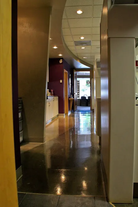 Lougheed Station Dental Centre Picture 7