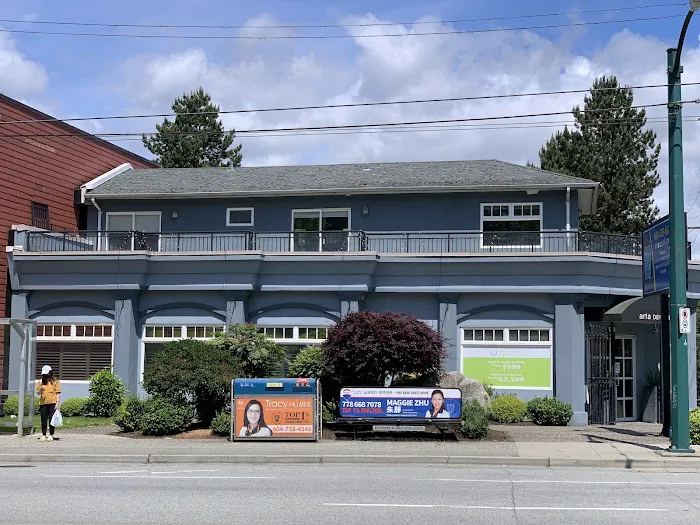 Burnaby Dentist and Orthodontist Picture 1
