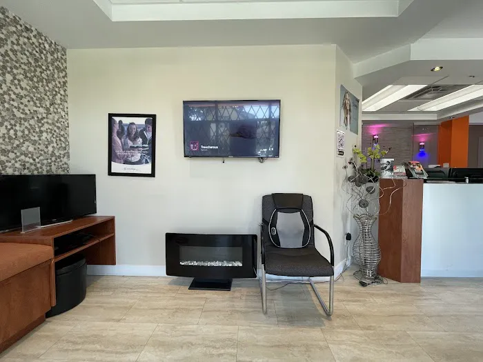 Halo Dental - New Westminster Picture 7