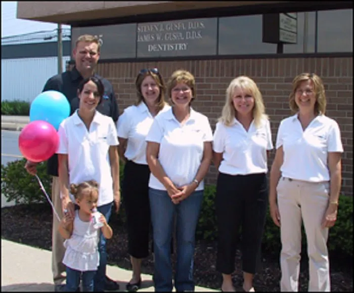 Gusfa Dental Clinic Picture 1