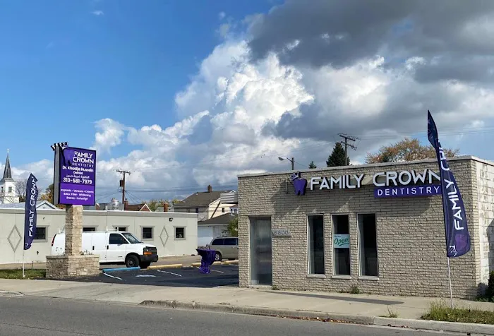 Family Crown Dentistry Picture 6