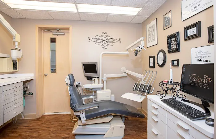 Falcon Dental Group - Grosse Pointe and Harper Woods Dentist- Dr. Horacio Falcon DDS Picture 2