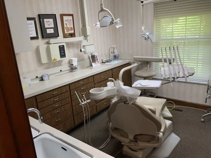 Ashish Patel MSD DDS Grosse Pointe Dental Care Picture 3