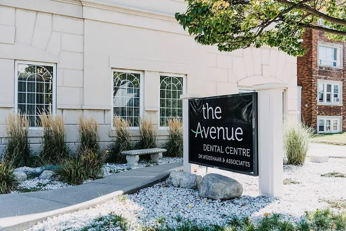 The Avenue Dental Centre Picture 4