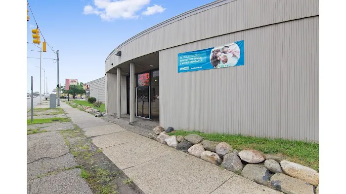 Gentle Dental at Gratiot Avenue Picture 1