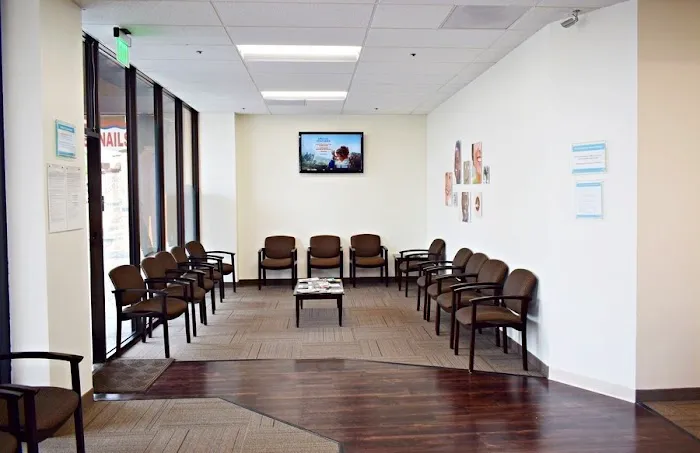 College Dental Group and Orthodontics Picture 10