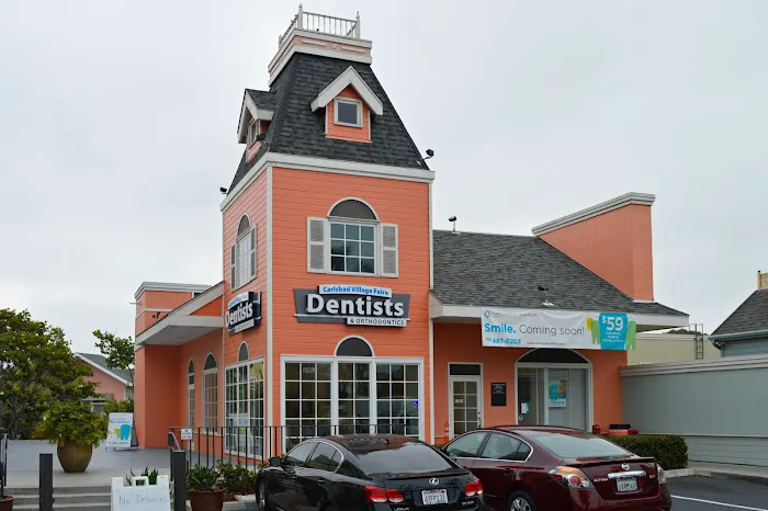 Carlsbad Village Faire Dentists Picture 4