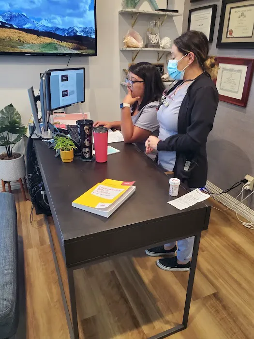 Moonlight Beach Dental Picture 6