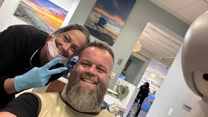 Moonlight Beach Dental Picture 7