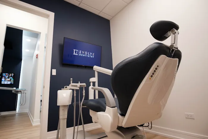 Evolve Dentistry of Westmont Picture 3