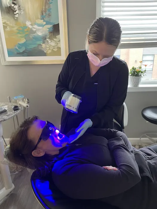 Family Dentistry of Arlington Heights Picture 4