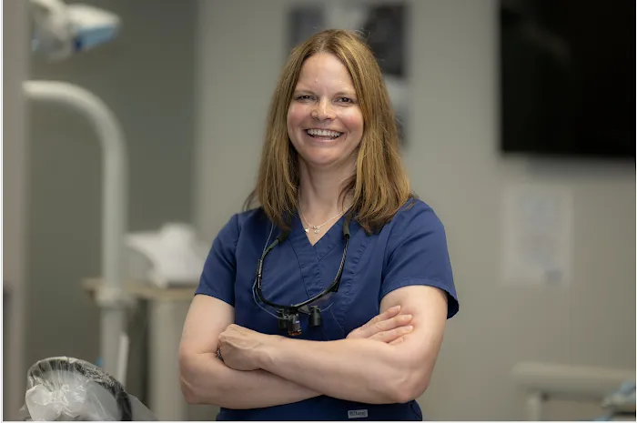 City Limits Dental: Lisa Vihnanek DDS Picture 5