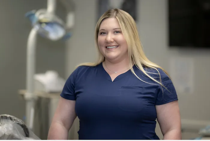 City Limits Dental: Lisa Vihnanek DDS Picture 9