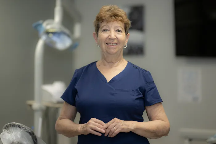 City Limits Dental: Lisa Vihnanek DDS Picture 8