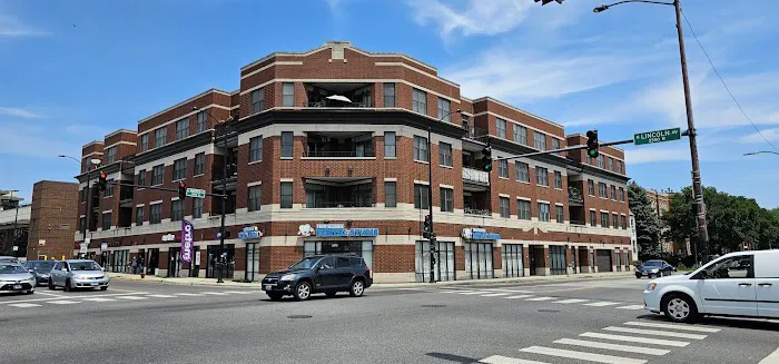 Four Seasons Dental Studio Picture 6