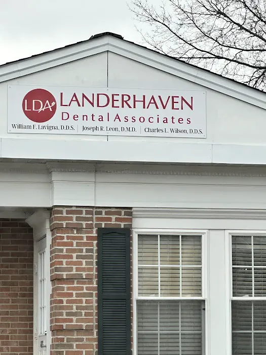 Landerhaven Dental Associates Picture 1