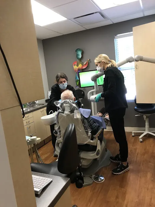 Landerhaven Dental Associates Picture 2