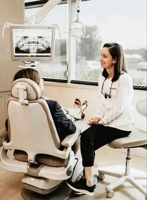 Stuetzer Family & Cosmetic Dentistry Picture 9