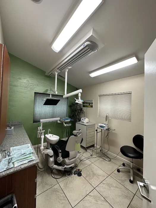 Dentistry U- Dental Implants Reseda CA Picture 2