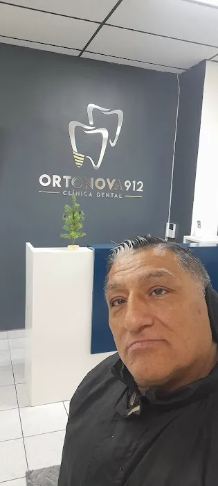 Clinica Dental del Fuerte Picture 3