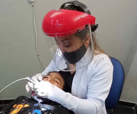 Dentista Dental Nu00e1jar . Dra. Marcela Martinez