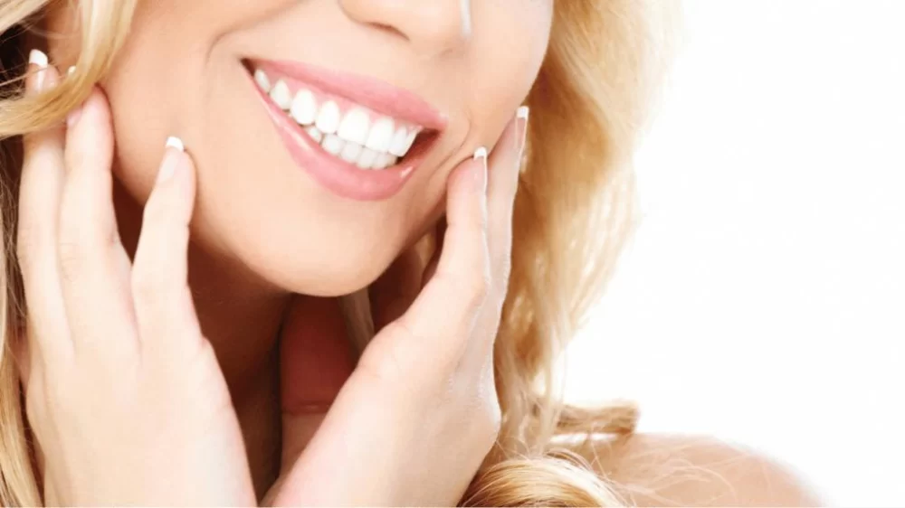 Optimal Nutrition for Healthy Teeth and Gums in Seniors: A Comprehensive Guide