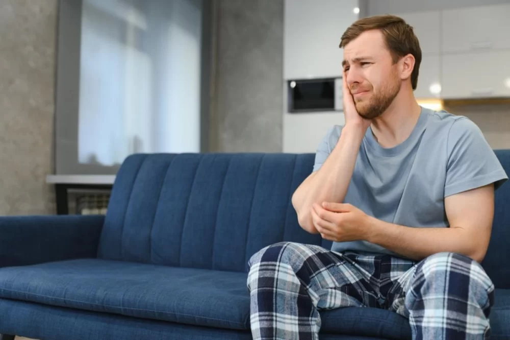 Effective Ways to Treat a Toothache at Home Before Seeing a Dentist