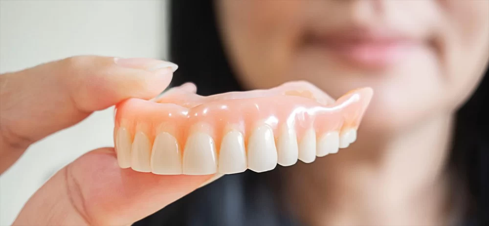 Affordable Dentures: How to Regain Your Smile Without Breaking the Bank
