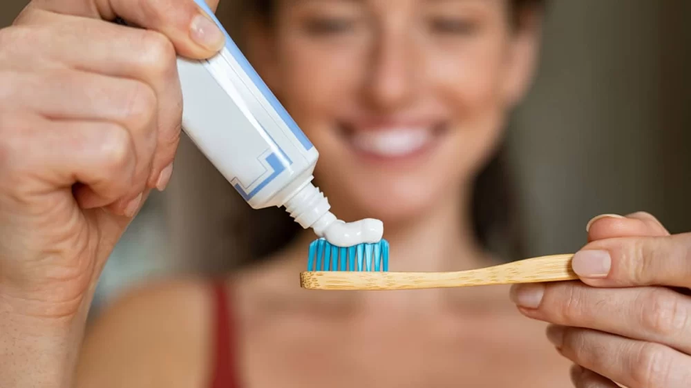 Top Toothpaste Choices for Sensitive Teeth with Whitening Benefits