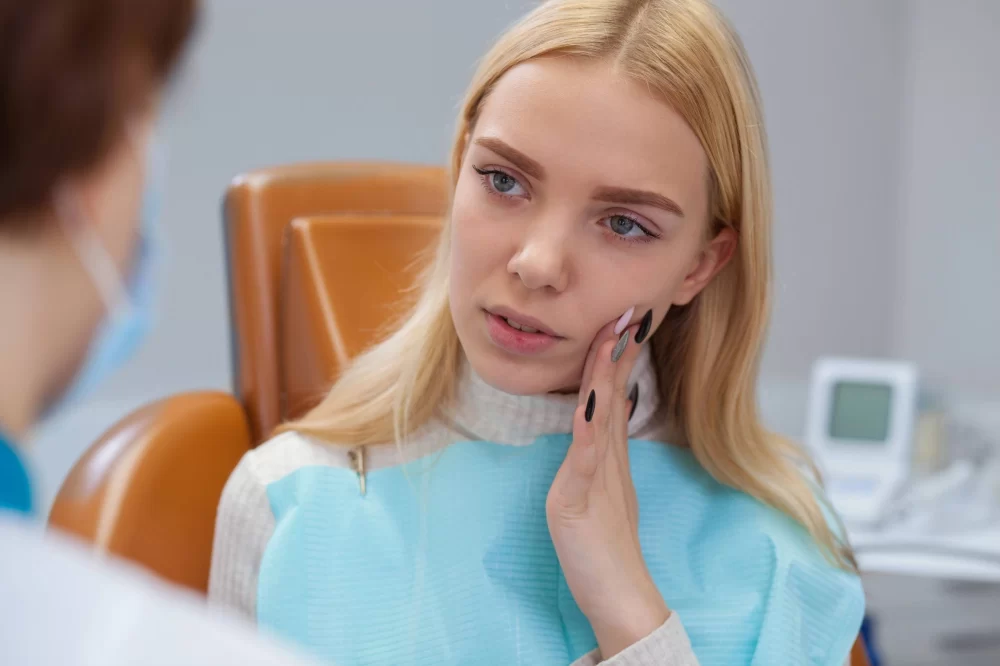 Recognizing Signs of Oral Trauma: Symptoms and Essential Emergency Care Instructions