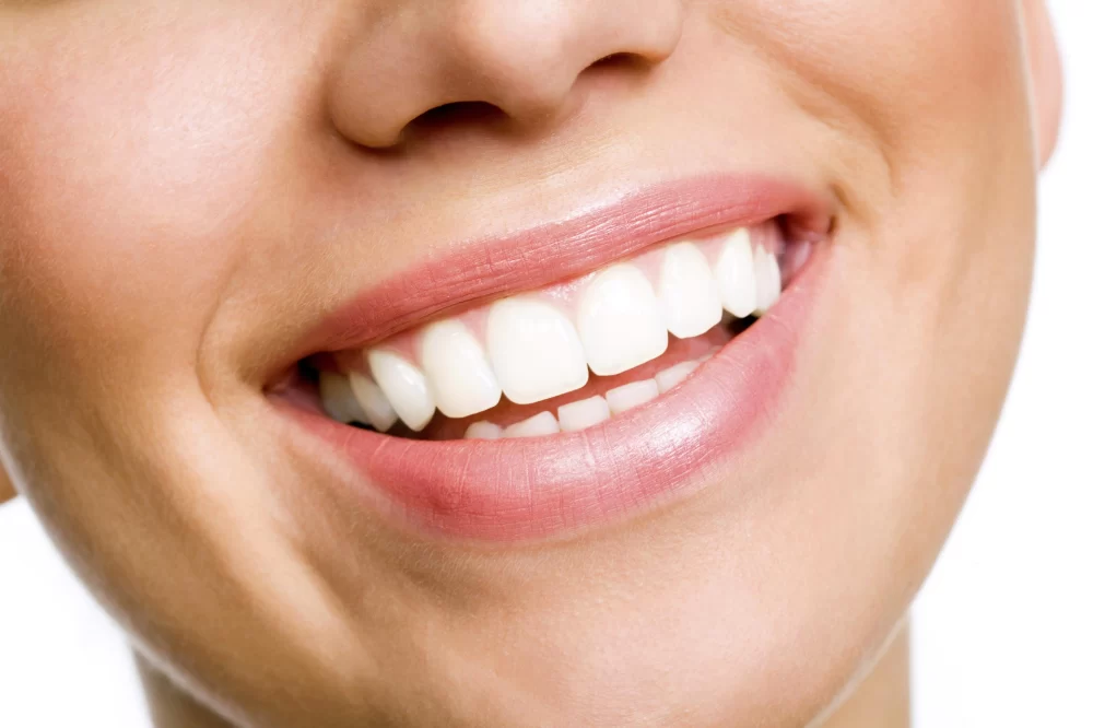 Effective Ways to Whiten Teeth After Smoking and Restore Your Bright Smile