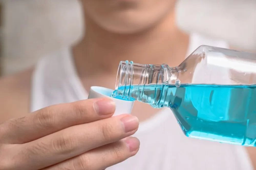Effective Solutions and Best Mouthwash for Sensitive Teeth and Gums Relief