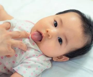 How to Treat Oral Thrush in Infants and Children: Effective Care Tips