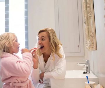 How to Talk to a Girl About Oral Hygiene Without Being Awkward