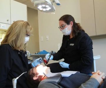 How to Talk to Someone About Their Poor Oral Hygiene | Family Dentistry Online