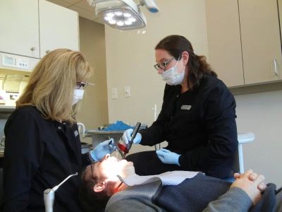 How to Talk to Someone About Their Poor Oral Hygiene | Family Dentistry Online