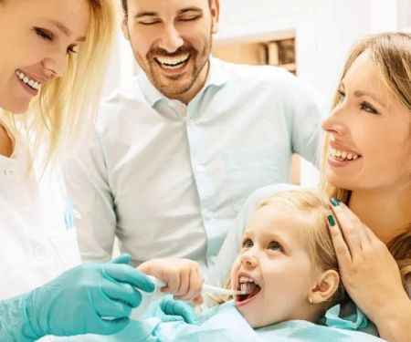 How to Create a Dental Care Plan for Your Family That Grows With Time