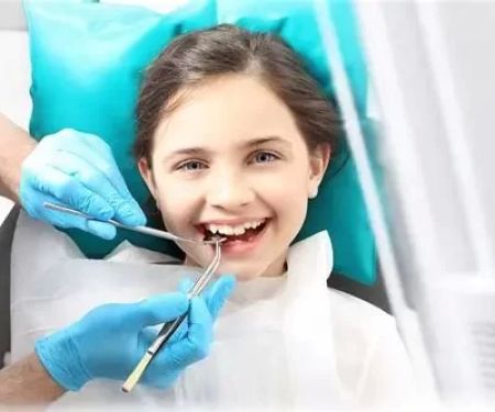 The Complete Guide to Dental Treatment for Adults: Benefits, Risks, and Long-Term Results